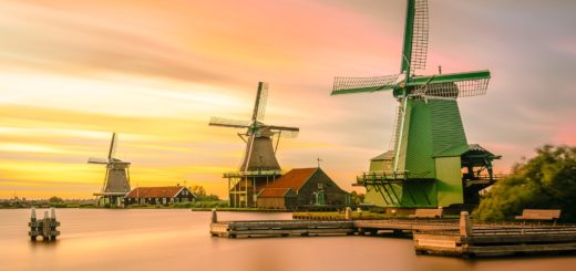 windmills in holland