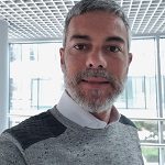 Dr. Victor Martinez-Glez